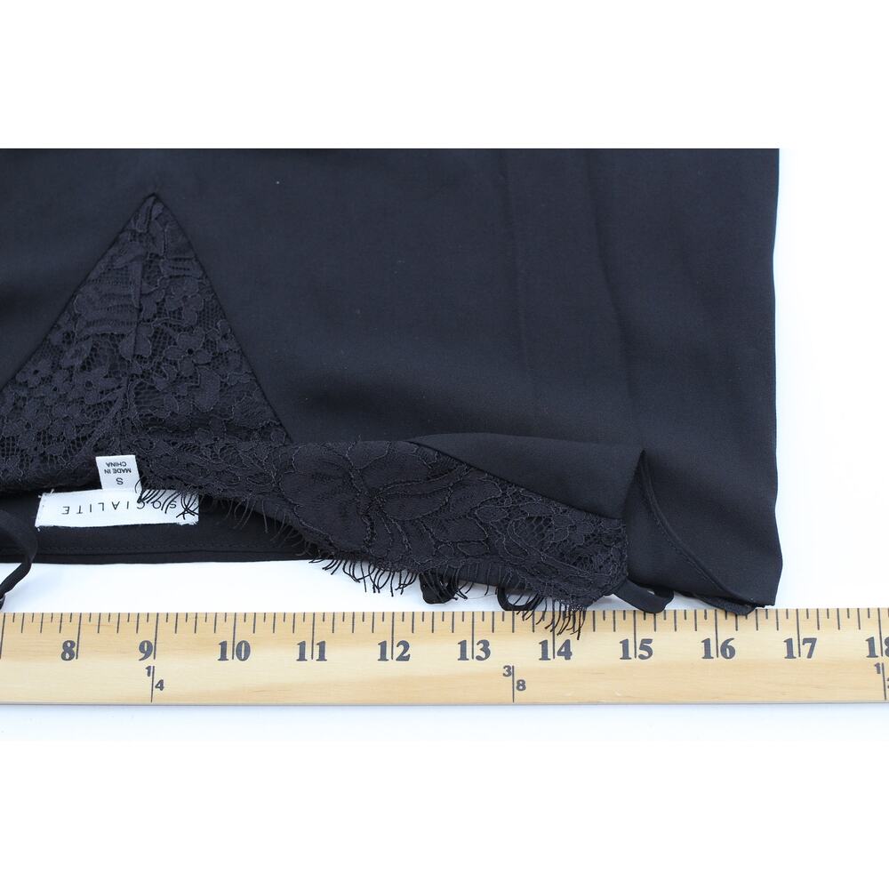 Socialite Black Lace Trim Spaghetti Strap Tank Top - Picture 6 of 6